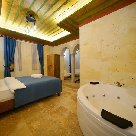 Mabel Cappadocia Alloggio in famiglia Üçhisar