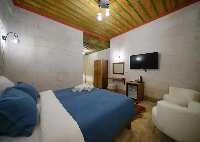 Mabel Cappadocia 우치사르